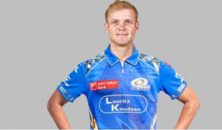 ఆల్ రౌండర్ కార్బిన్‌ బోష్ కు లీగల్ నోటీసులు జారీ చేసిన పీసీబీ 