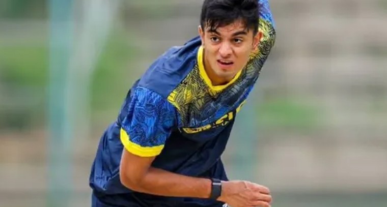 భారత అండర్-19 జట్టుకు తొలిసారి ఎంపికైన రాహుల్ ద్రవిడ్ కుమారుడు సమిత్ ద్రవిడ్