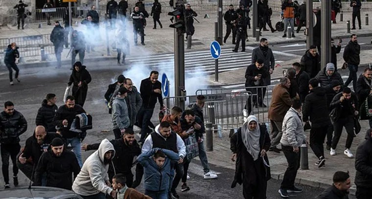 పశ్చిమాసియాలో యుద్ధ భీభత్సం.. ఈద్‌ రోజున మిసైళ్ల మోత