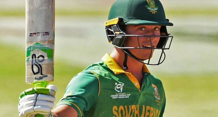 ఒక్క ఓవర్లో 6 సిక్సర్లు, 2 డబుల్స్ – సఫారీ ఆటగాడు  విధ్వంసం