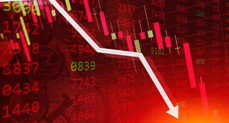 కుప్పకూలిన స్టాక్ మార్కెట్లు