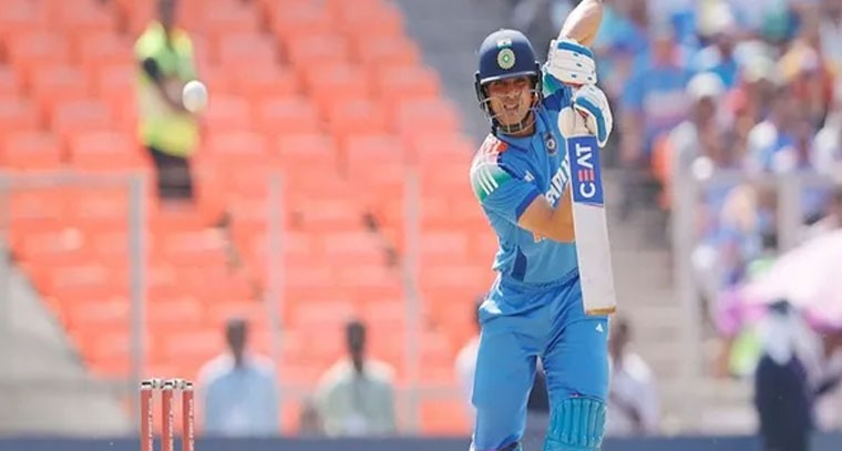 హాఫ్ సెంచరీ చేసిన గిల్