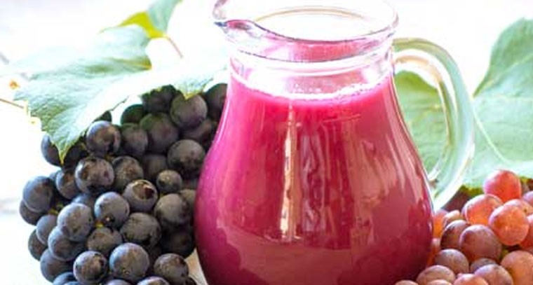 నల్ల ద్రాక్ష రసం తాగితే ఈ లాభాలు తెలుసా?