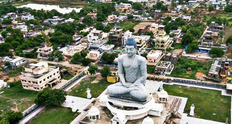 అమరావతిలో కేం ద్ర రాష్ట్ర ప్రభుత్వ కార్యాలయాలు.. 