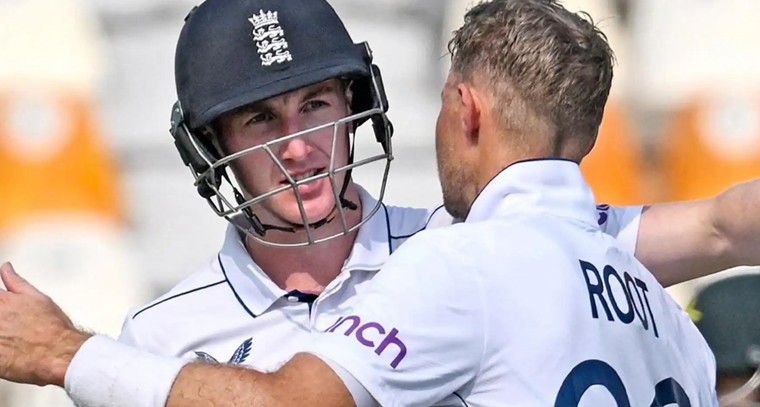 పాక్‌పై హ్యారీ బ్రూక్ ట్రిపుల్‌ సెంచరీ