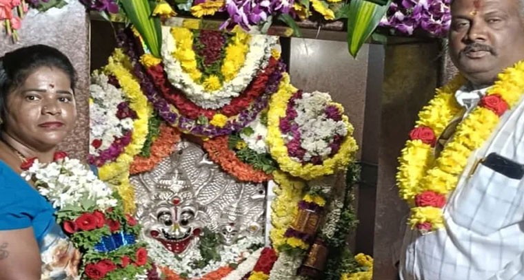  బ్రహ్మోత్సవాల్లో పాల్గొన్న వైకాపా నాయకురాలు