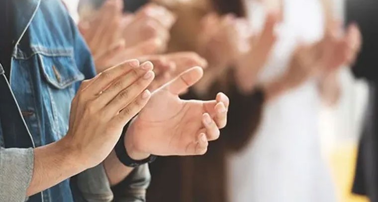 చప్పట్లు కొట్టడం వల్ల ఇన్ని బెనిఫిట్స్ ఉన్నాయా?