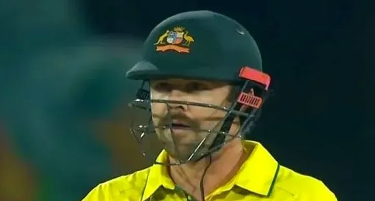 రెండో వికెట్ కోల్పోయిన ఆస్ట్రేలియా