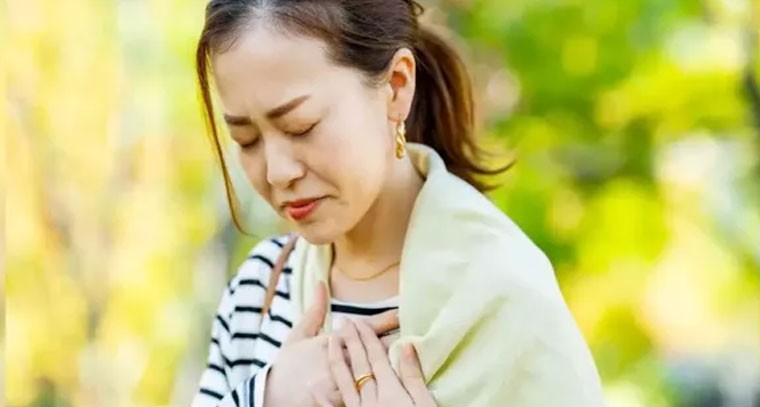 ప్యాకింగ్ చేసిన ఫుడ్ తీసుకుంటే రొమ్ము క్యాన్సర్‌కు ముప్పు: నిపుణులు