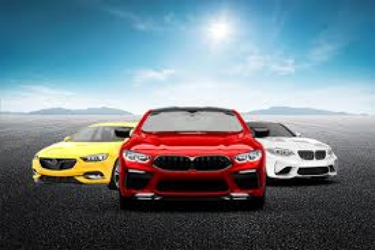 దేశంలోని ప్రముఖ కార్ల తయారీ సంస్థలు ధరల మోత మోగిస్తున్నాయి. 