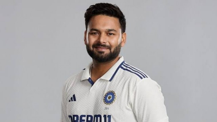 ఇంగ్లాండ్‌లో మూడు టెస్టు సెంచరీలు చేసిన ఏకైక విదేశీ వికెట్ కీపర్ పంత్