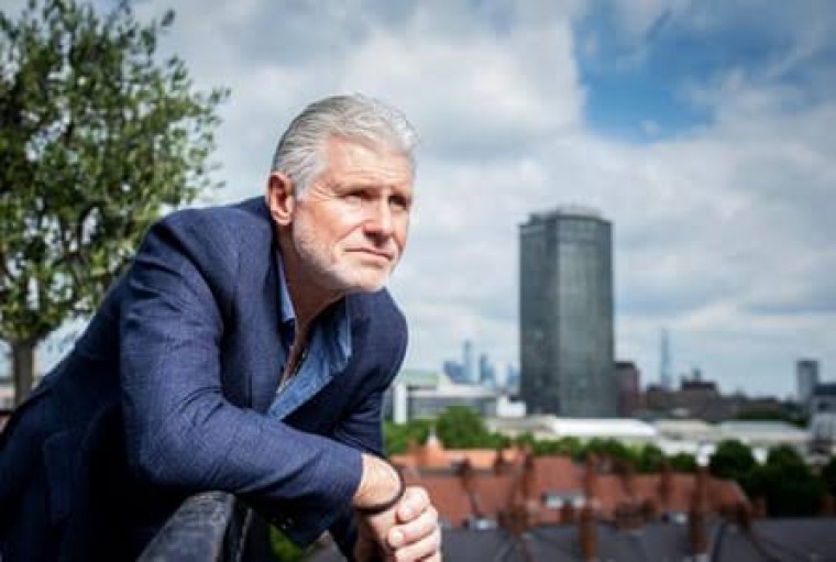 ఆస్ట్రేలియాలోని పెర్త్‌లో సోమవారం ఆకస్మికంగా మృతి చెందిన స్మిత్