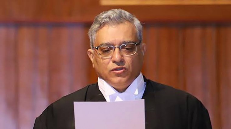 జడ్జీలు న్యాయవాదుల ఆలోచనా శక్తిపై ఏఐ ప్రభావం చూపే ప్రమాదం ఉందన్న న్యాయమూర్తి