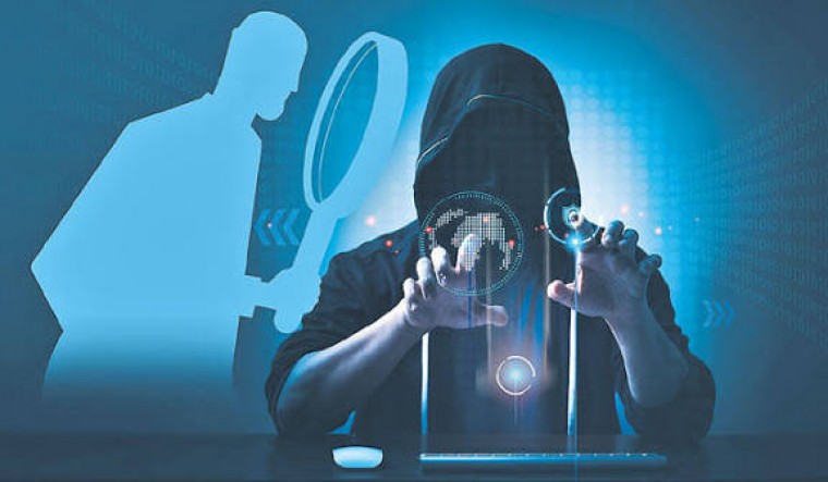 నిరుద్యోగుల పేరిట 199 కరెంట్ ఖాతాలు తెరిపించి సైబర్ నేరగాళ్లు