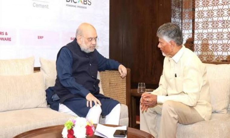 కేంద్ర హోం మంత్రి అమిత్ షాతో ముఖ్యమంత్రి చంద్రబాబు భేటీ