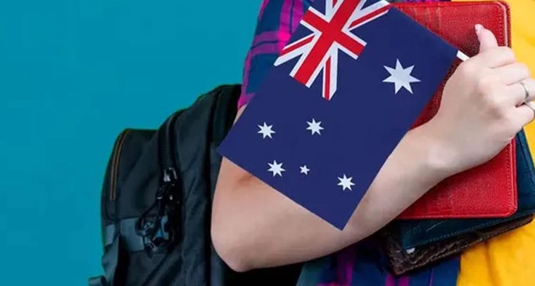 ఇరాన్ పౌరులపై నిషేధం విధించిన ఆస్ట్రేలియా