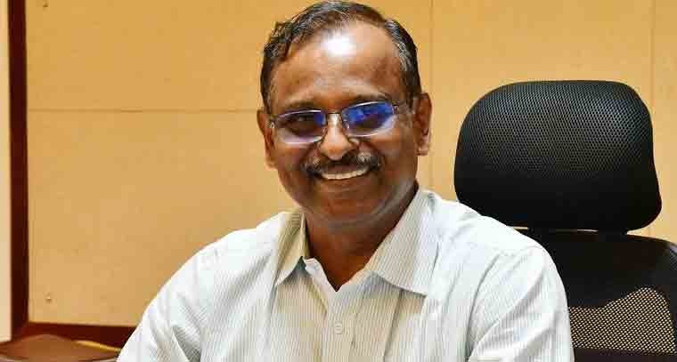 తిరుమల శ్రీవారిని దర్శించుకున్న ఇస్రో చైర్మన్
