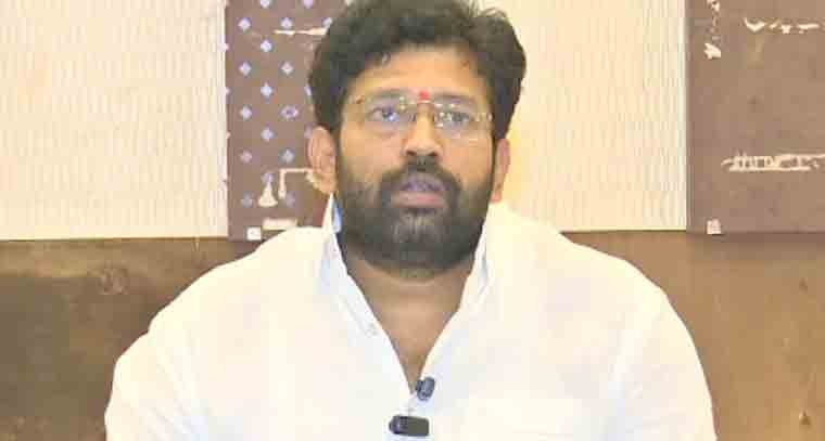 రాష్ట్రంలో హిట్లర్‌ తరహా పరిపాలన కొనసాగుతుంది 