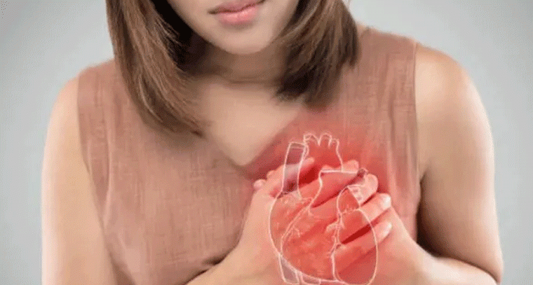 గుండెపోటు ముందస్తు సంకేతాలు: నిర్లక్ష్యం చేస్తే ప్రమాదమే!