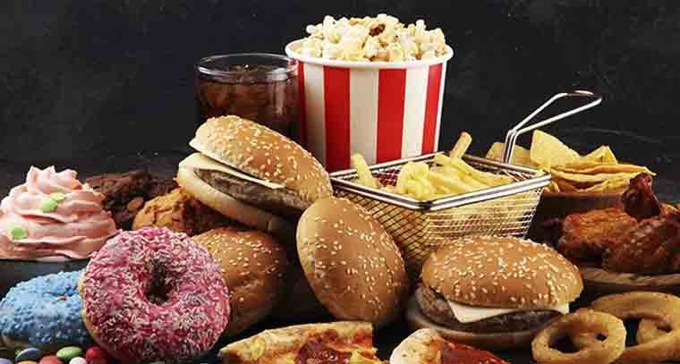 జంక్ ఫుడ్ తింటున్నారా..? తస్మాత్ జాగ్రత్త 
