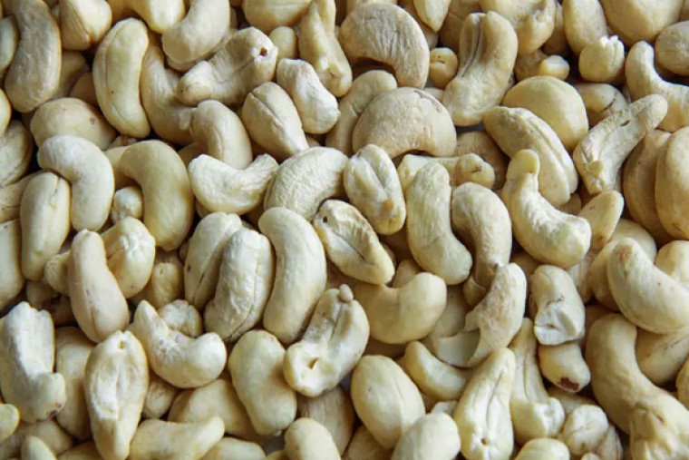 ప్రతి రోజు జీడిపప్పు తినడం వాల్ల వచ్చే ప్రయోజనాలు ఇవే.... 