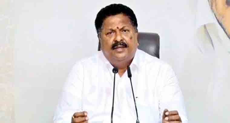 రాజధాని పేరుతో పెద్ద ఎత్తున ప్రజాధనంను లూటీ చేస్తున్నారు 