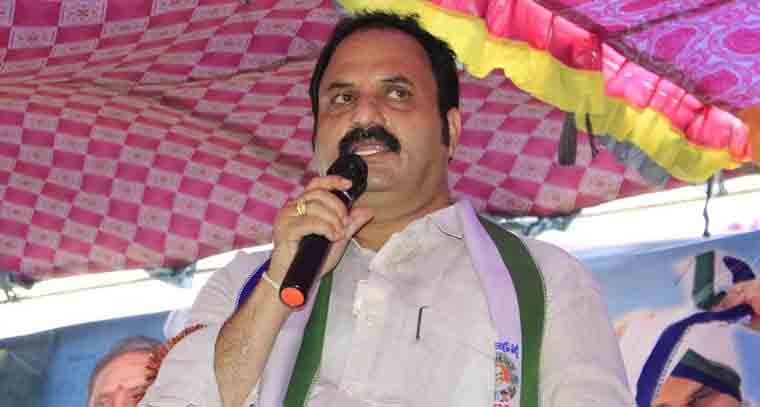 కార్యకర్తలే పార్టీకి అసలైన బలం 
