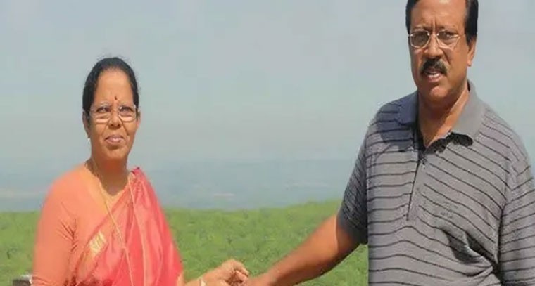 దారుణం.. గొడ్డలితో నరికి దంపతుల హత్య