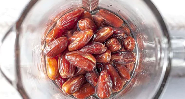 నానబెట్టిన ఖర్జూరాలను తినడం వల్ల
