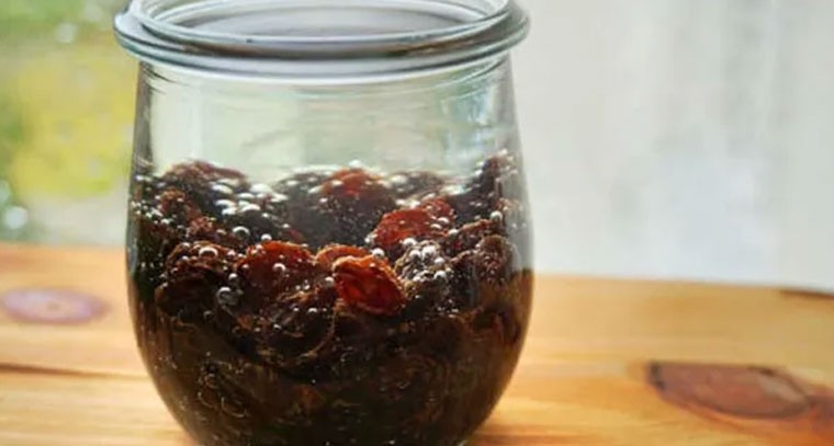 కిస్మిస్ నీళ్లు తాగితే ఆరోగ్యానికి ఎన్నో లాభాలు!