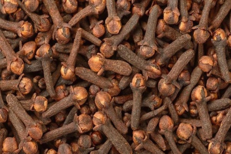 లవంగాల వల్ల ఆరోగ్యానికి ఎన్ని ప్రయోజనాలు ఉన్నాయో తెలుసుకోండి.... 