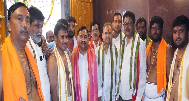  ఘనంగా విగ్రహ ప్రతిష్ట మహోత్సవం
