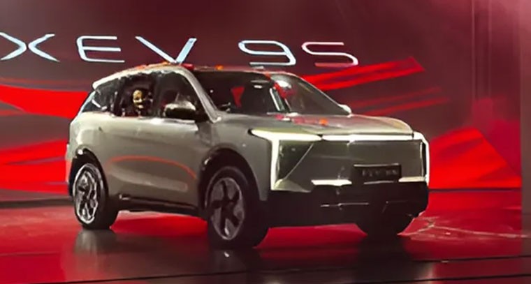 మహీంద్రా సరికొత్త 7 సీటర్ ఎలక్ట్రిక్ SUV XEV9S విడుదల