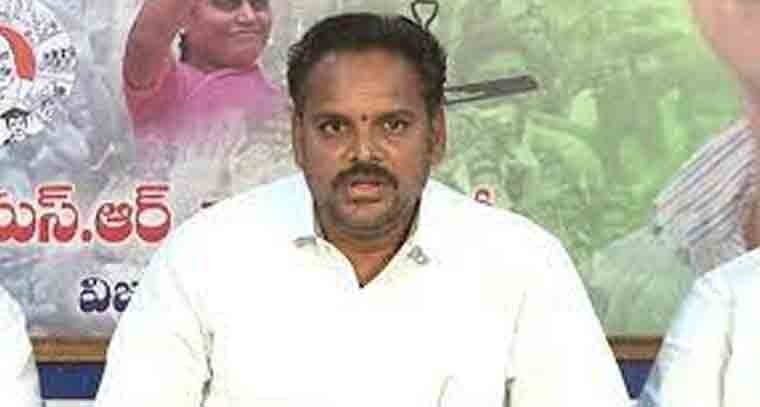 ప్రజా సమస్యలపై ప్రశ్నిస్తున్న సోషల్ మీడియా సైనికులకు నూతన సంవత్సర శుభాకాంక్షలు