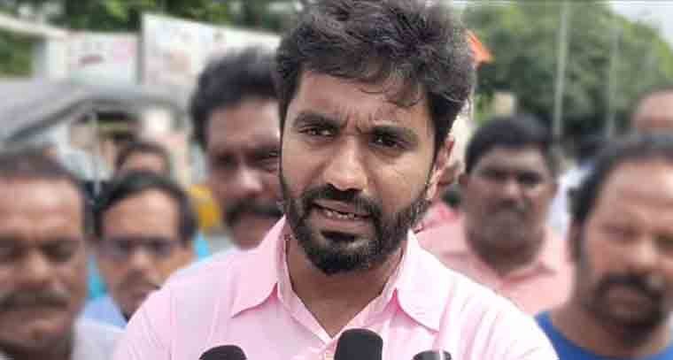 హిందూ దేవాలయాల్లో ఇన్ని అపచారాలు జరుగుతున్నా ప్రభుత్వానికి కనబడటం లేదా?