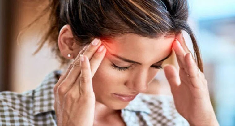 మైగ్రేన్ వేధిస్తే.. ఇవి తినకండి..