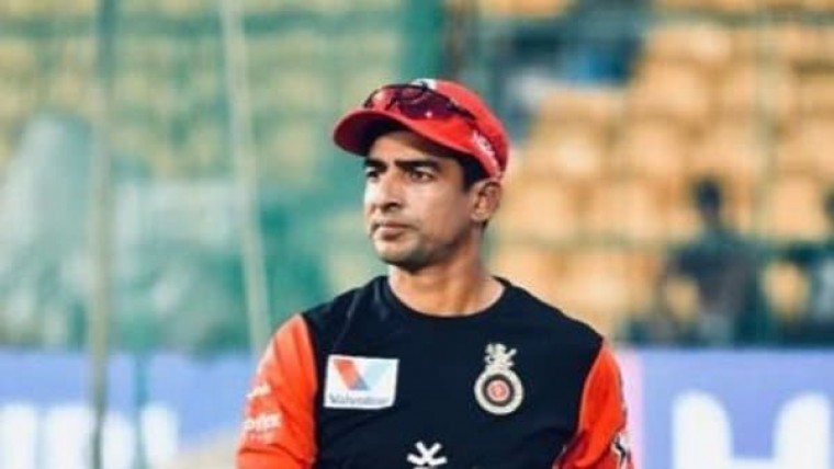 బీసీసీఐ అధ్యక్ష పదవి రేసులో మాజీ క్రికెటర్ మిథున్ మన్హాస్