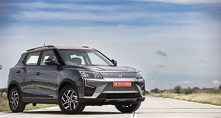 మార్కెట్లో నాలుగు టాప్ ఎలక్ట్రిక్ కార్లు.