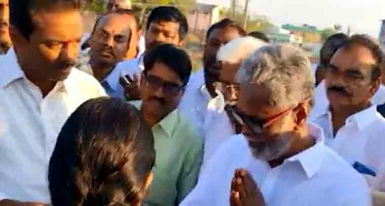 అంబేడ్క‌ర్‌ని కాల‌నీల్లో నుంచి న‌గ‌రం మ‌ధ్య‌కు తీసుకొచ్చింది జ‌గ‌నే  