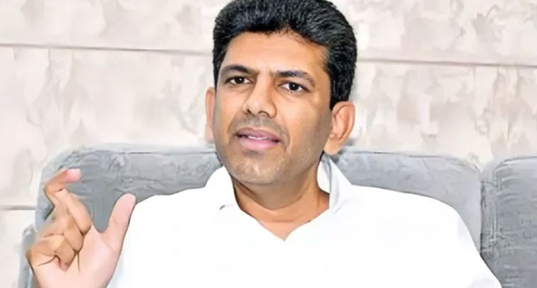 లింక్ డాక్యుమెంట్లు లేకుండానే రైతులకు రుణాలు: పెమ్మసాని