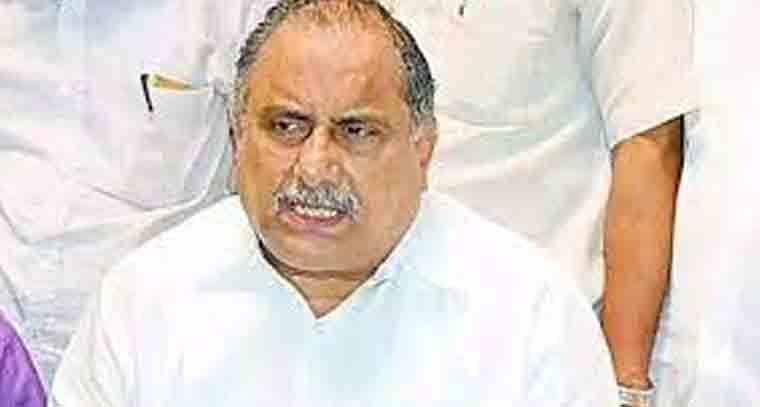 కాపు కులాన్ని అంతమొందించాలని చూస్తున్నారా చంద్రబాబు అంటూ లేఖ వ్రాసిన ముద్రగడ 