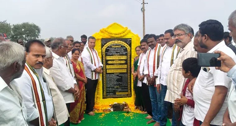 6 కోట్లతో 'పల్లెపండుగ 2. 0' కింద అభివృద్ధి పనులకు శంకుస్థాపన