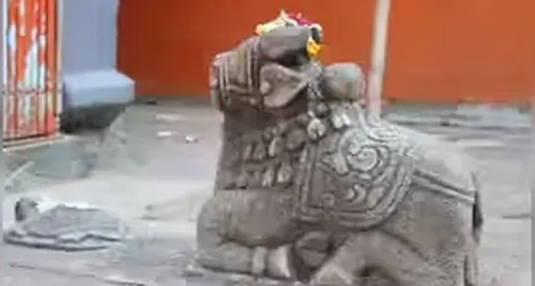 శివాలయాల్లో నంది శివుడి వైపే ఎందుకు చూస్తాడు?