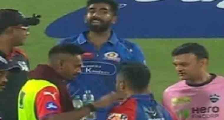 కరుణ్ నాయర్, బుమ్రా మధ్య వివాదం 
