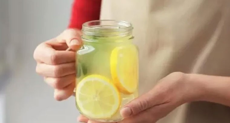 పరగడుపున నిమ్మరసం.. వారికి మంచిది కాదంటున్న నిపుణులు!