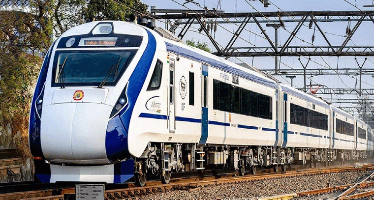 Vande Bharat ఇరుక్కుపోయిన ఘటన: బోల్ట్ కారణంగా గంటల పాటు ఆగిన రైలు