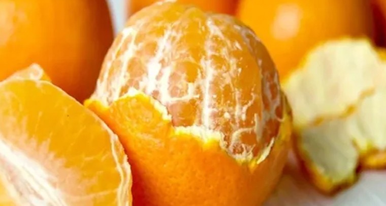 చలికాలం.. రాత్రిపూట ఈ పండ్లను తినకపోవడమే బెటర్