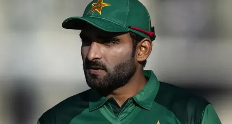 అంత‌ర్జాతీయ క్రికెట్‌కు గుడ్‌బై చెప్పిన‌ పాకిస్థాన్ బ్యాట‌ర్