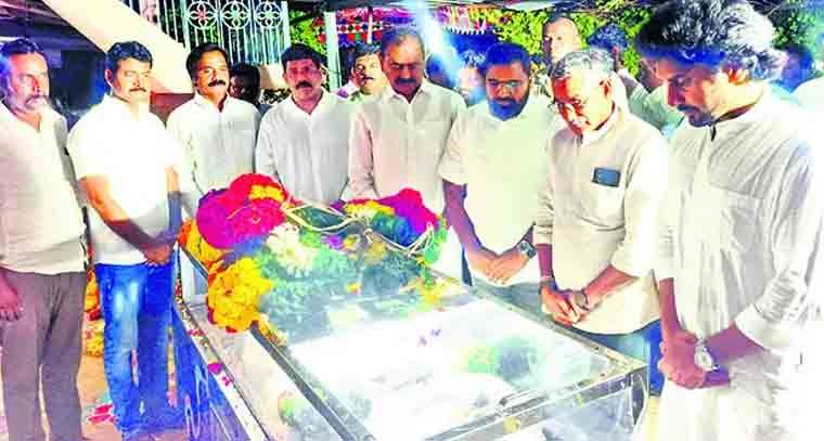 అనారోగ్య సమస్యలతో వైసీపీ నాయకుడు మృతి 

