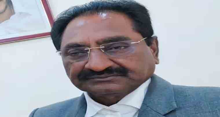 అధికార దుర్వినియోగానికి చంద్రబాబు పాల్పడుతున్నాడు 
